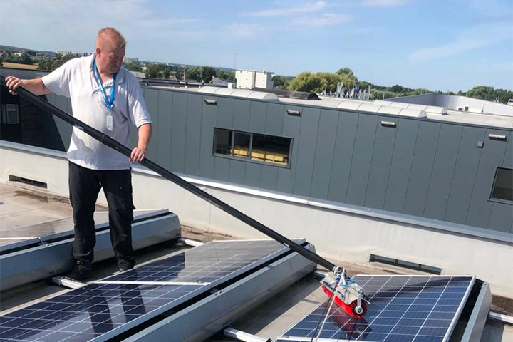 Project - Elektrische borstel - Albers Zeilmakerij - Solar Cleaning Experts